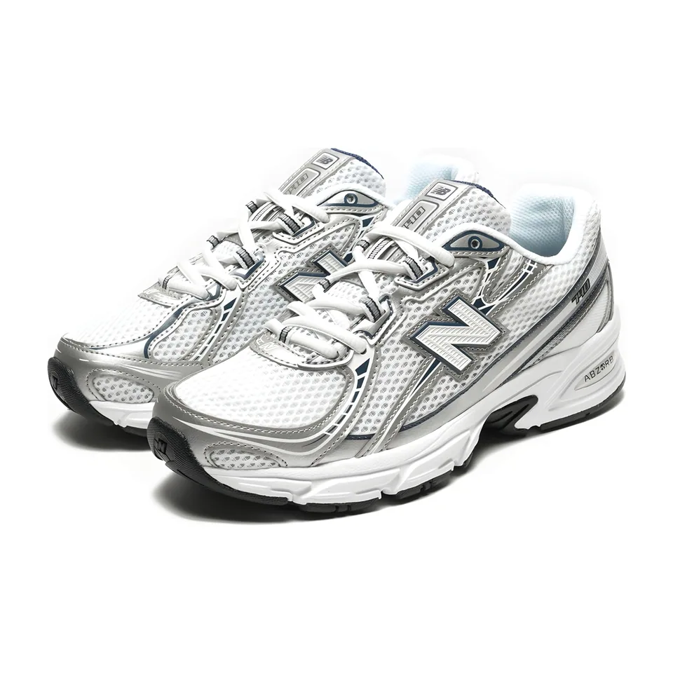 New Balance 740, White - Silver - Black