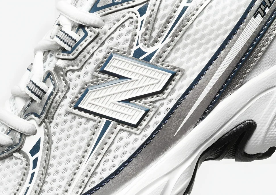New Balance 740, White - Silver - Black (3)