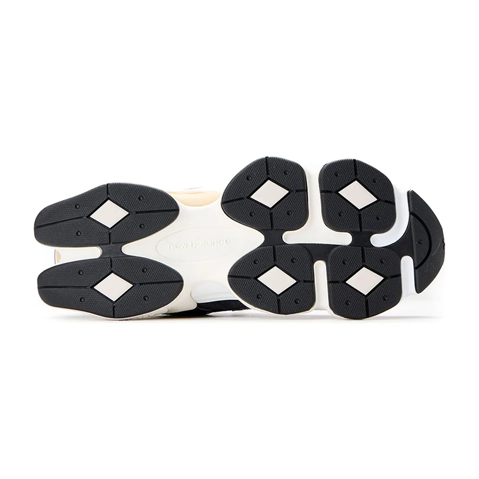 New Balance 9060, Black - White (2)