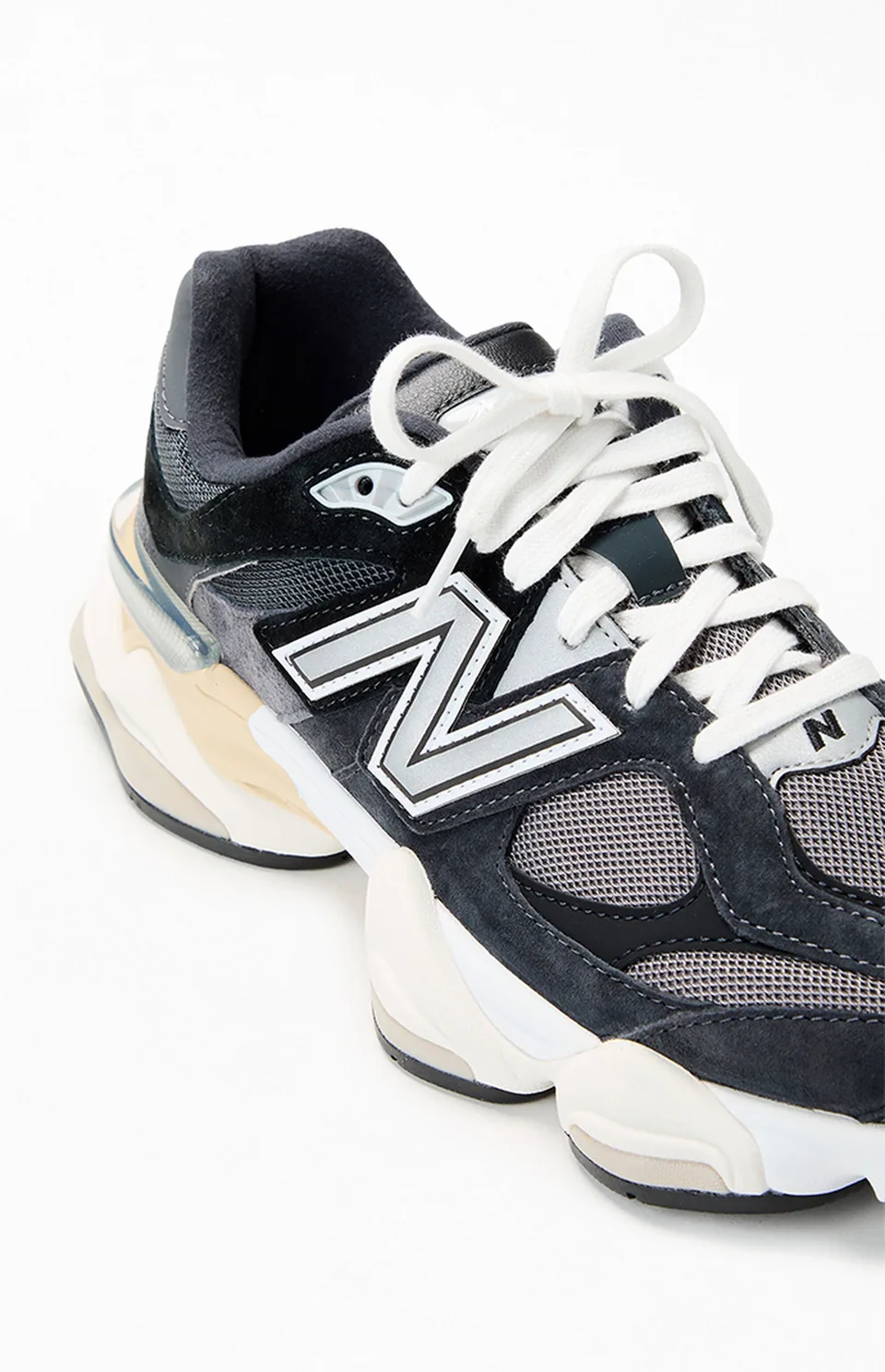 New Balance 9060, Black - White (4)