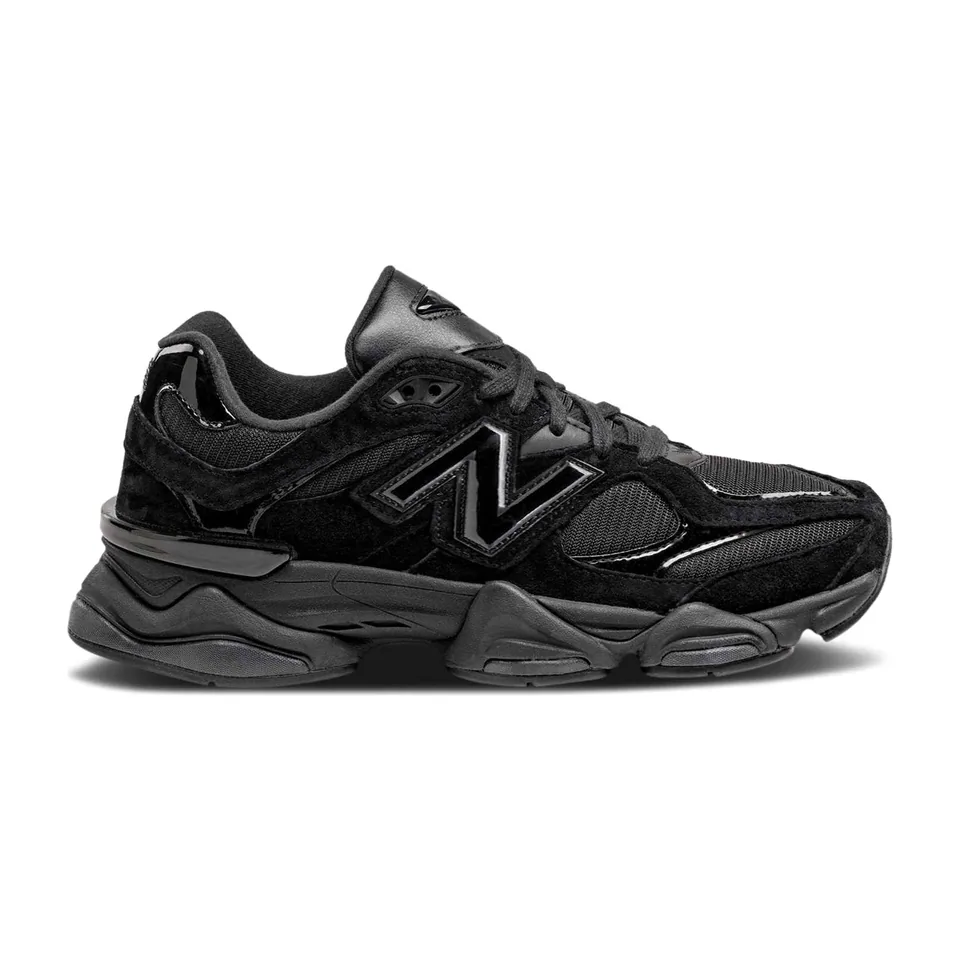 New Balance 9060, Triple Black (2)
