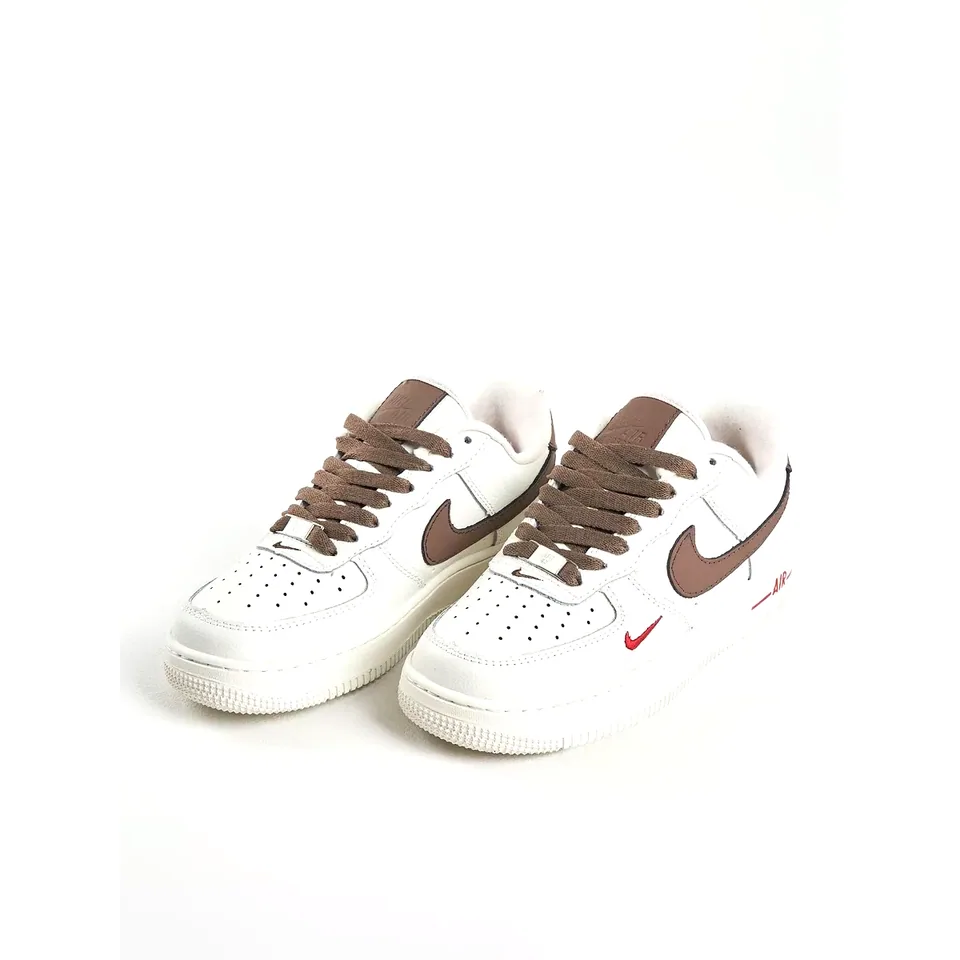 Nike Air Force 1, Sail - Brown
