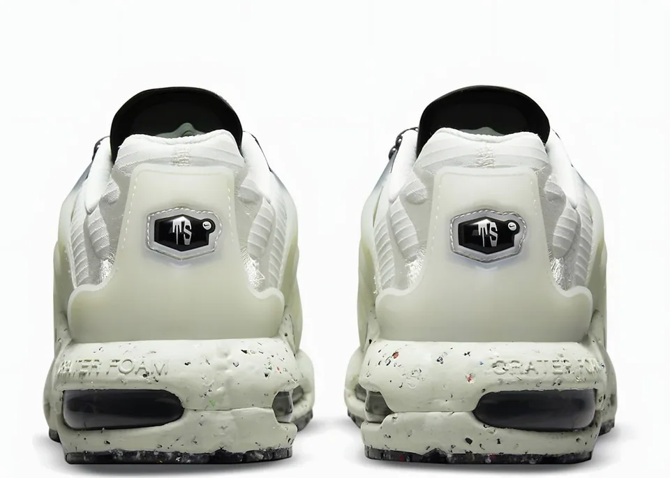 Nike Air Max Plus Utility, Light Bone - Black (3)
