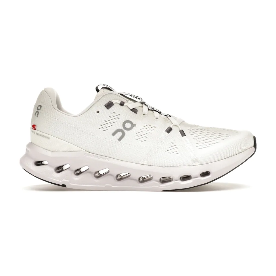 On Cloudsurfer, White (3)